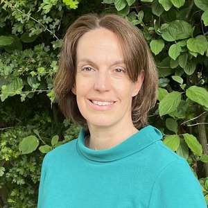 Debbie Larson